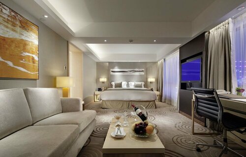 Внешний вид отеля The Royal Garden в Цзюлуне, фото 3