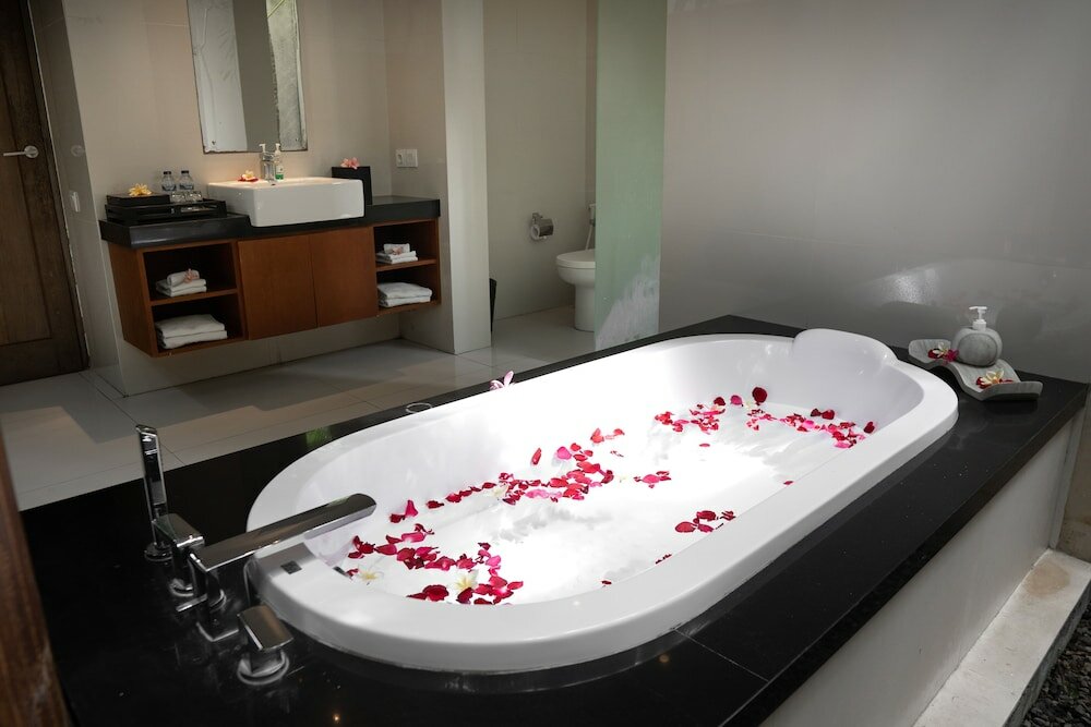 Фото Bale Gede Villas