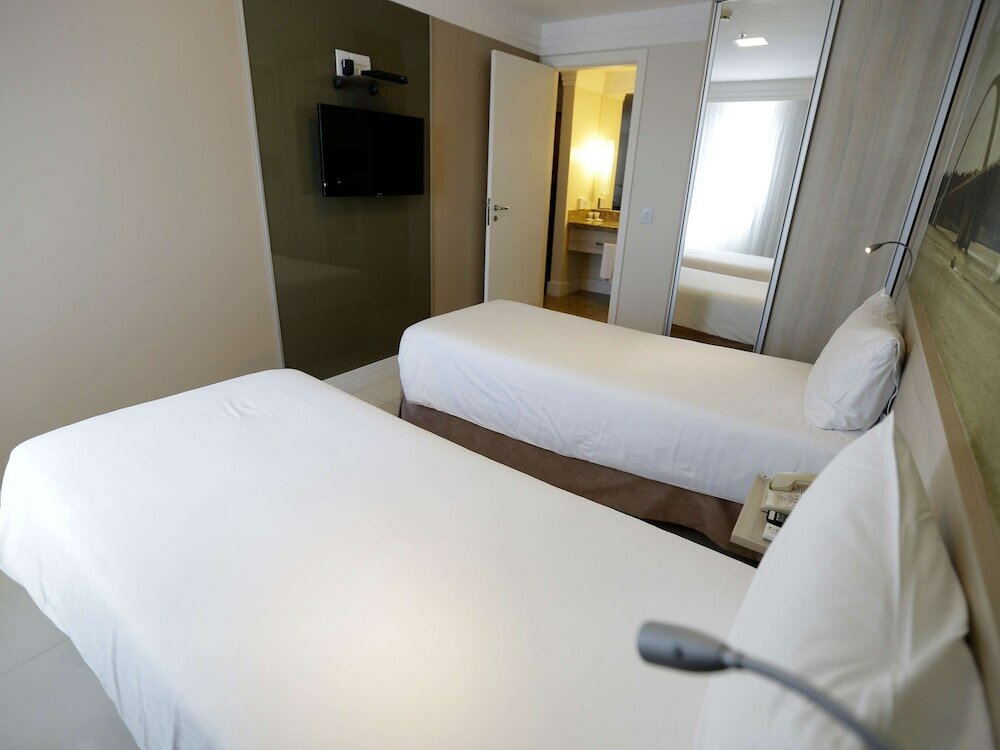 Фото Mercure Brasilia Lider