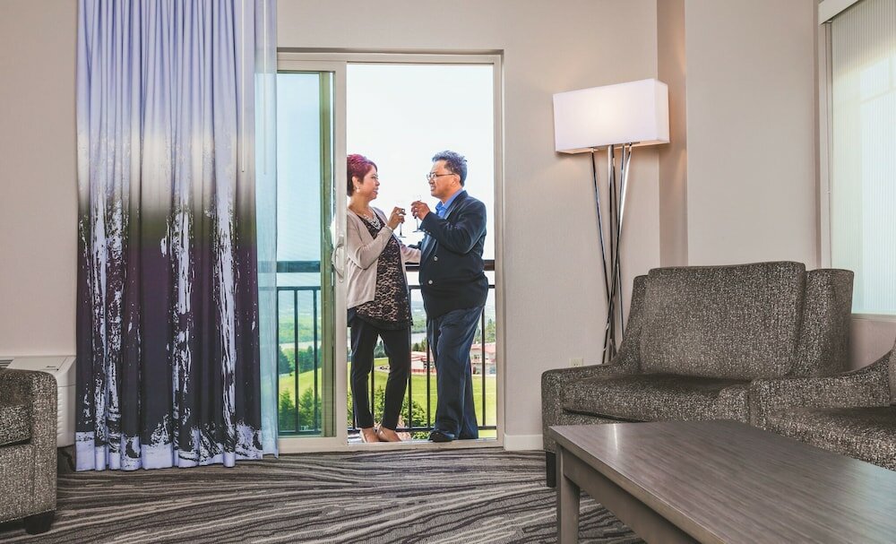 Фото 83733978426