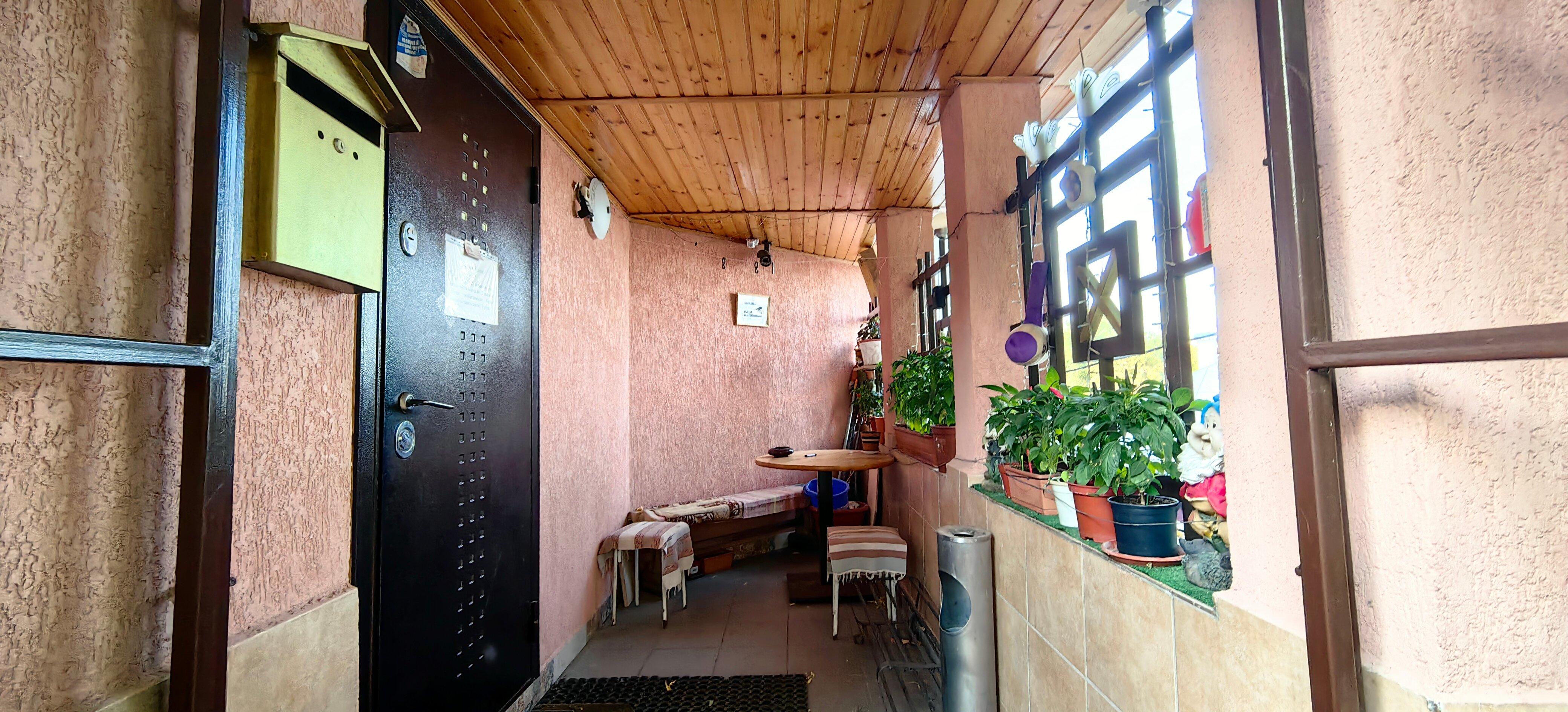 Фото В тапочках