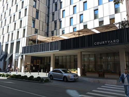 Гостиница Courtyard by Marriott Yerevan в Ереване