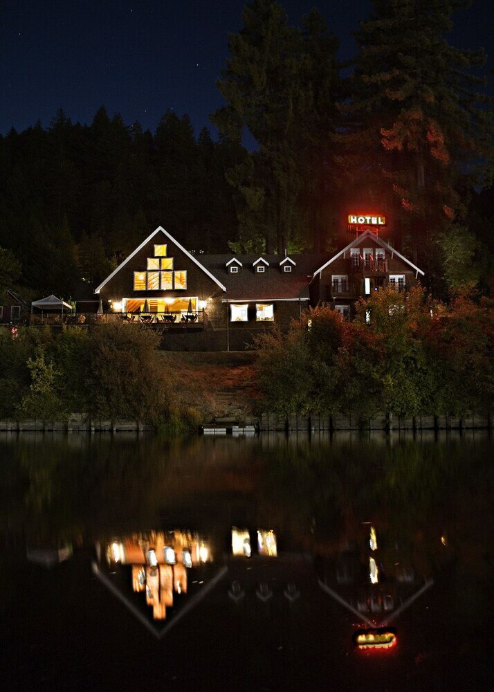 Фото Highland Dell Lodge