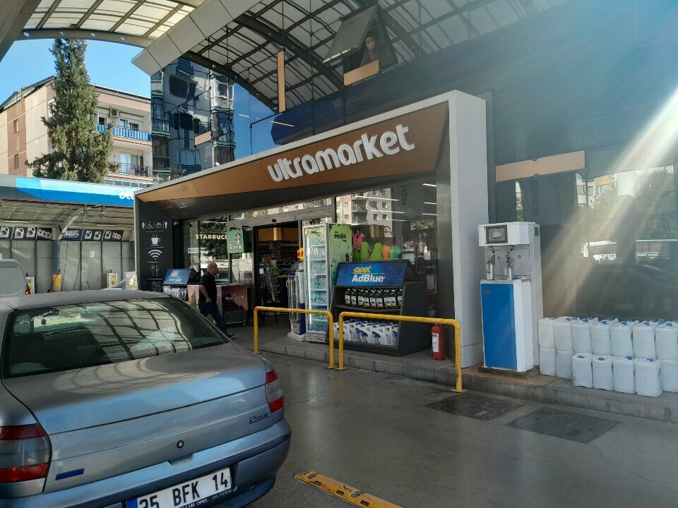 Convenience store Opet Ultramarket, Izmir, photo