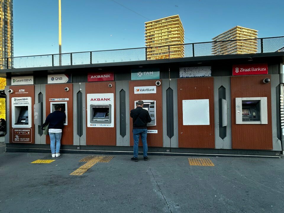 ATM Ing ATM, Istanbul, photo
