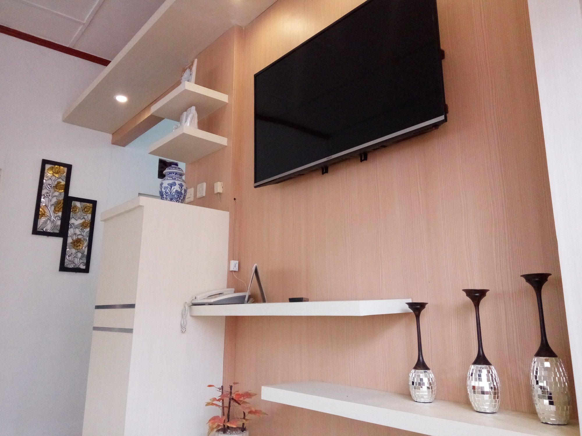 Фото Metro Malioboro Living