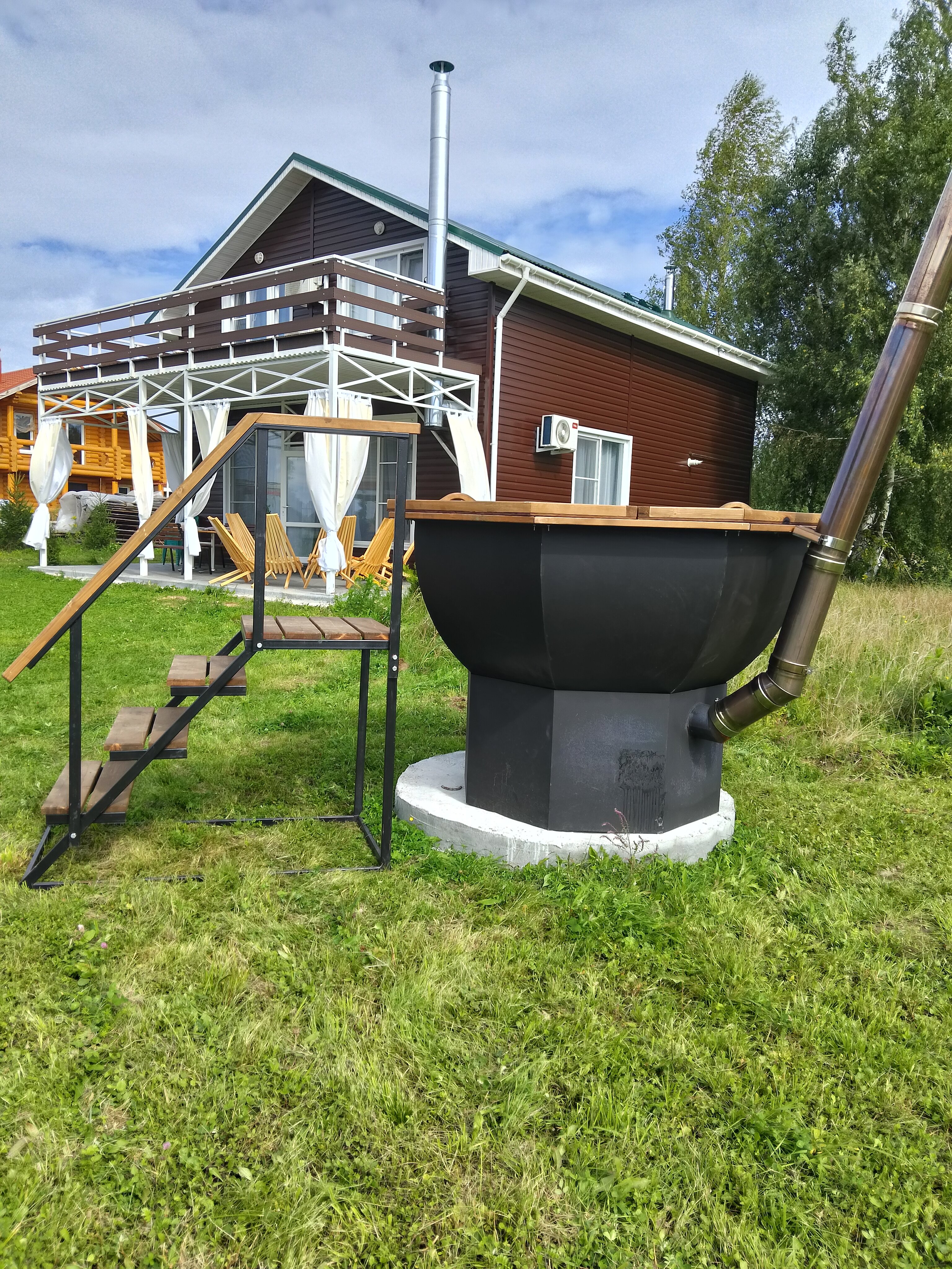 Фото У озера Тасканка