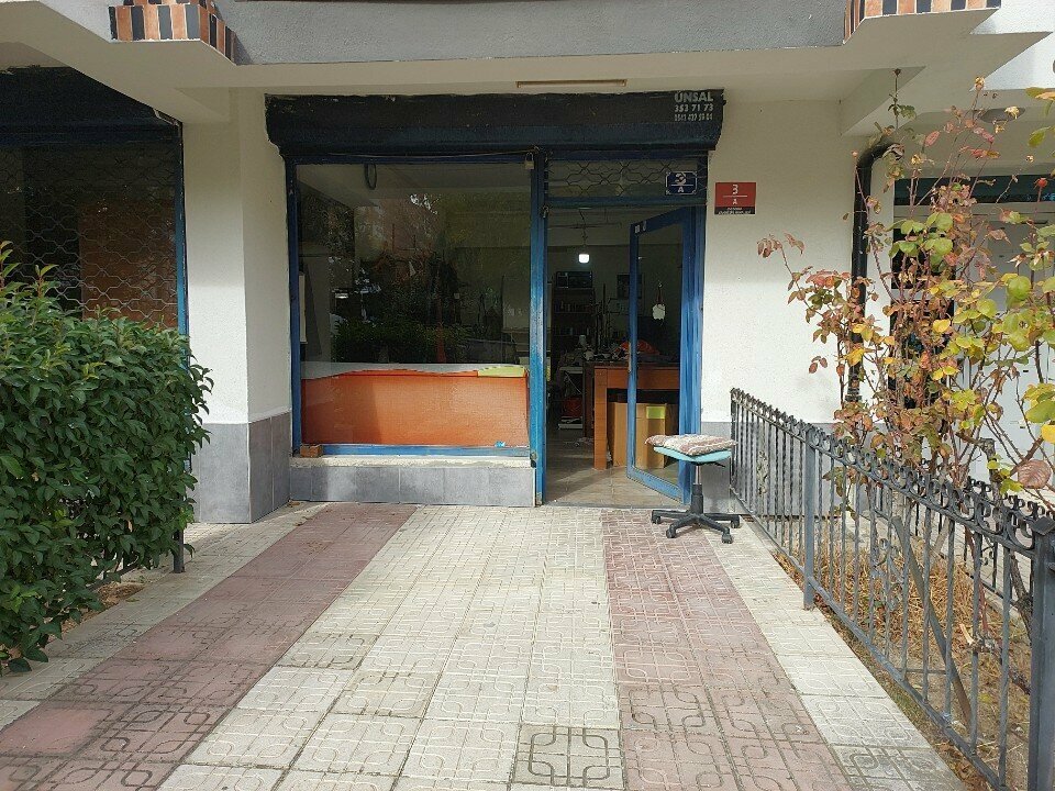 Tailor Guler, Ankara, photo