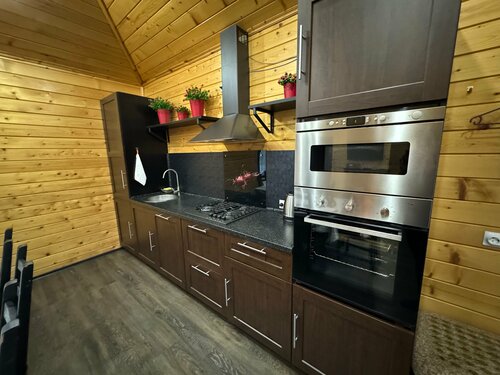 Иное жильё Гостевой комплекс в деревне Нурмолицы в Коверском сельском поселении