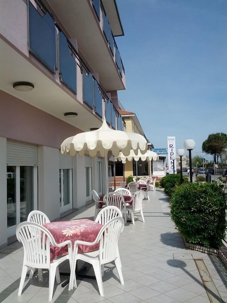 Фото Hotel Ridens