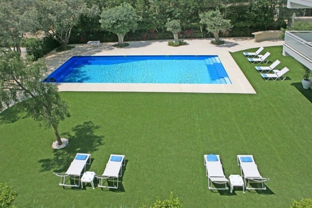 Фото Corina Suites and Apartments