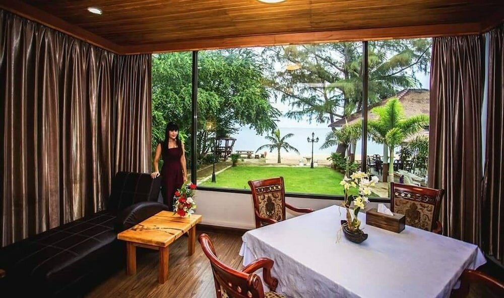 Фото The Uncle Beach Resort