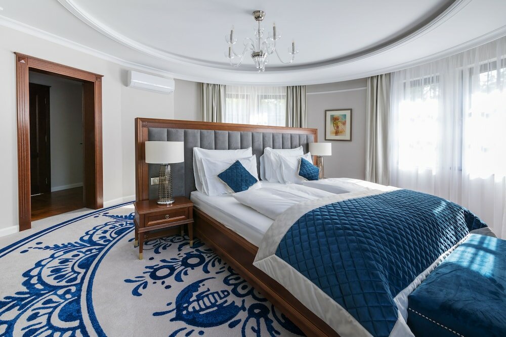 Фото Palace Art Hotel Pezinok