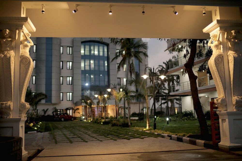 Фото Отель Lee Crysstal