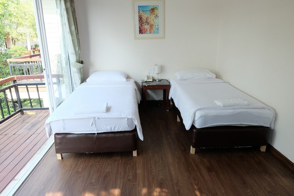 Фото Baan Tai Had Resort and Water Sports