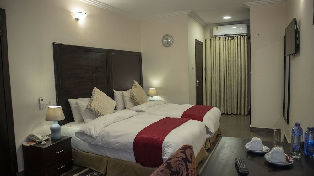 Фото Ssnit Guest House