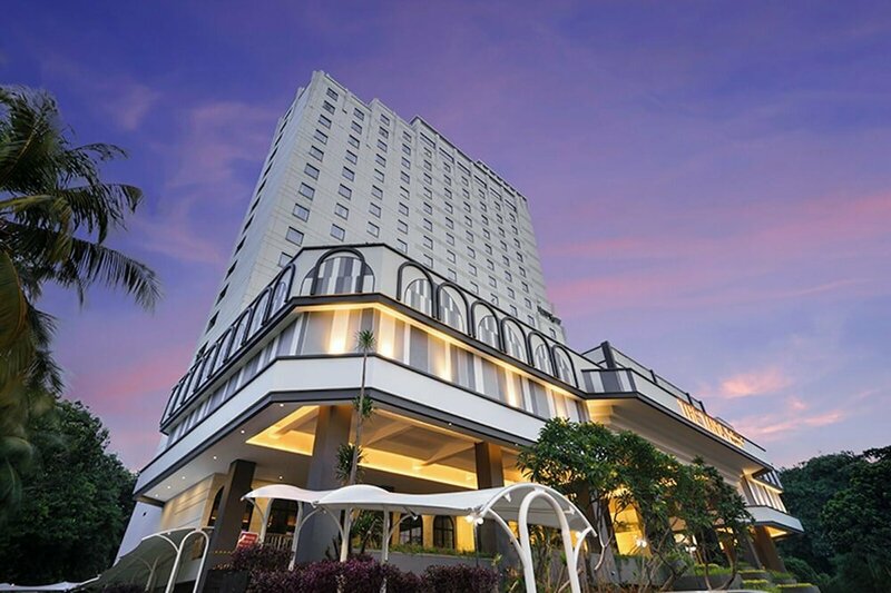 Гостиница Tavia Heritage Hotel в Джакарте