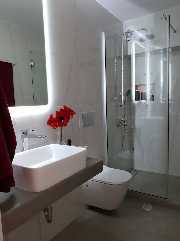 Фото Efthimias Rooms