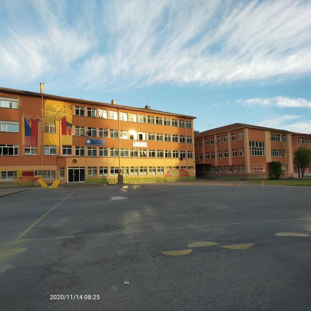 School Ergenekon Middle School, Kayseri, photo