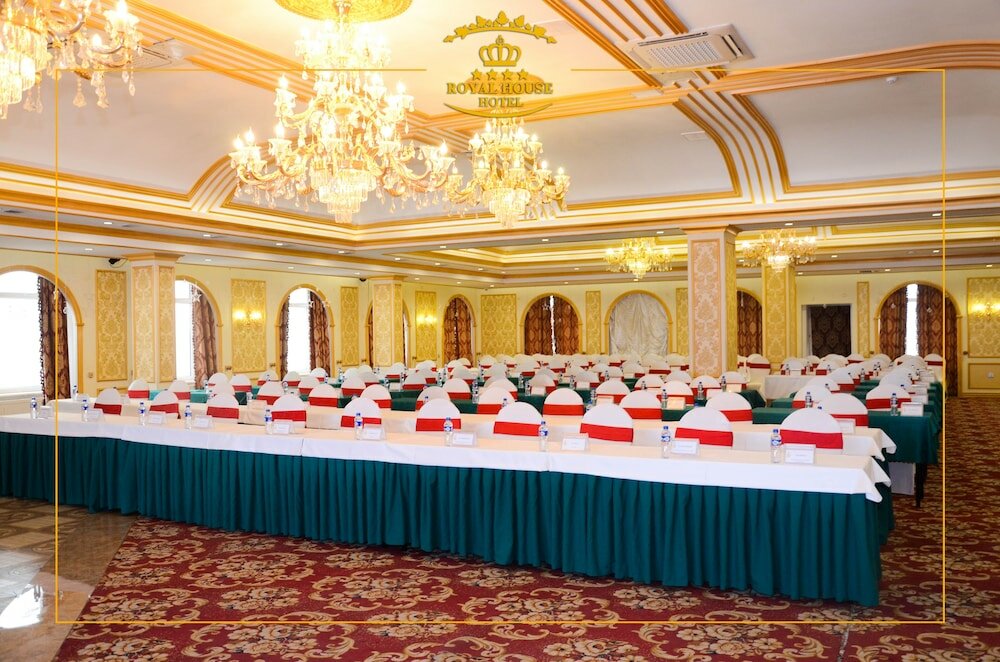 Фото Royal House Hotel 2