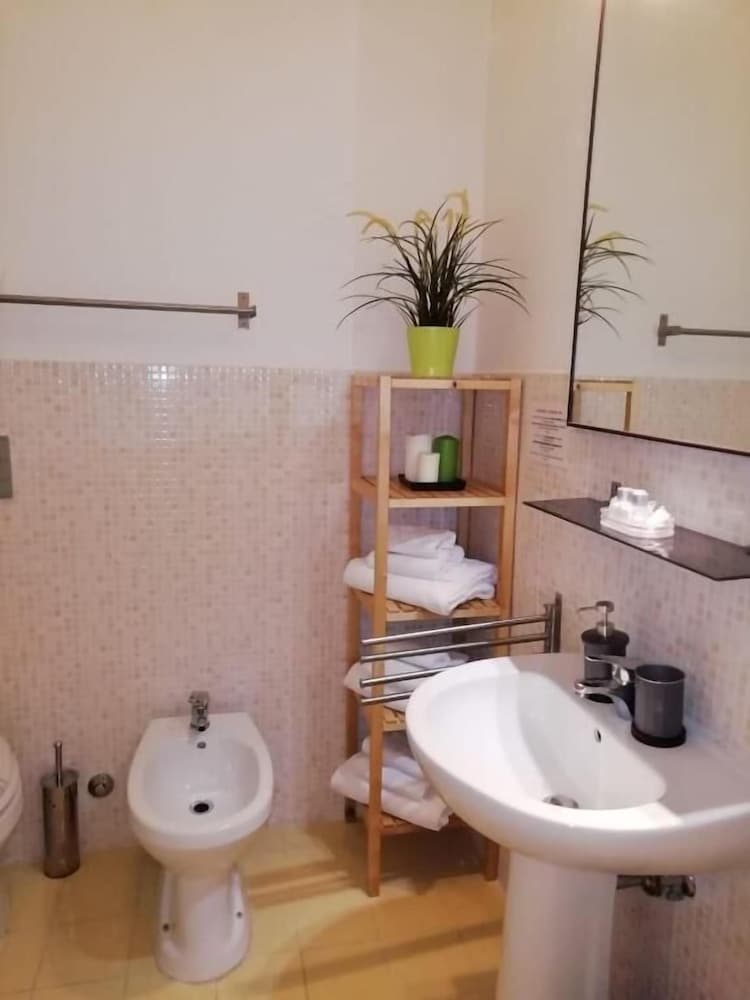 Фото Julius Caesar Home