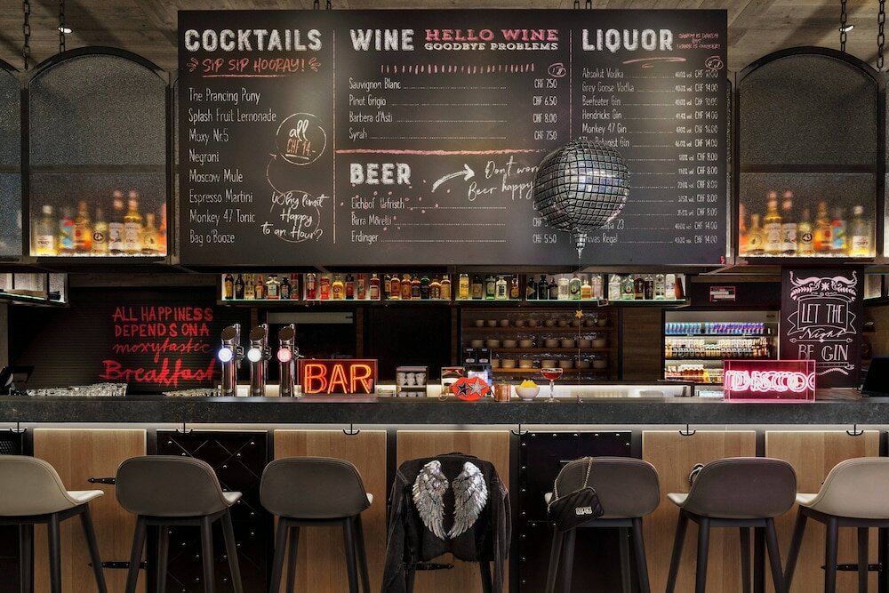 Фото Moxy Bern Expo