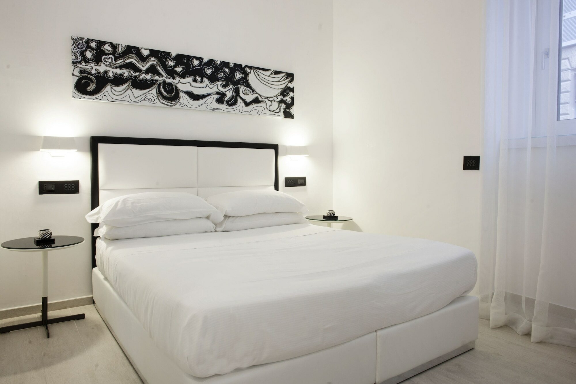 Фото Lhp Suite Napoli - Parco Margherita