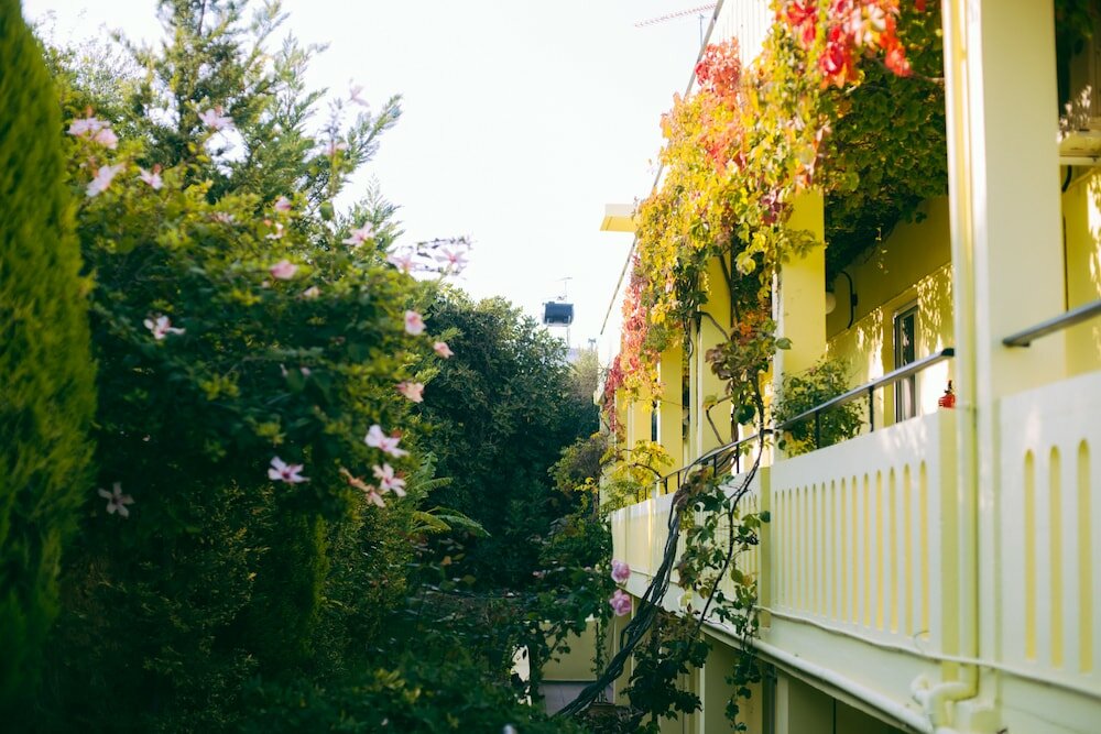 Фото Kalithea Apartments