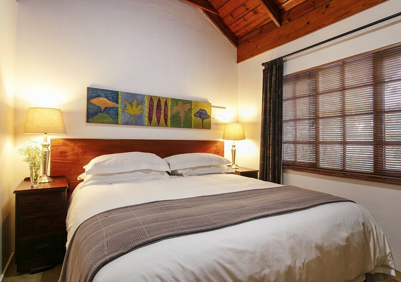 Фото Waterkloof Apartments