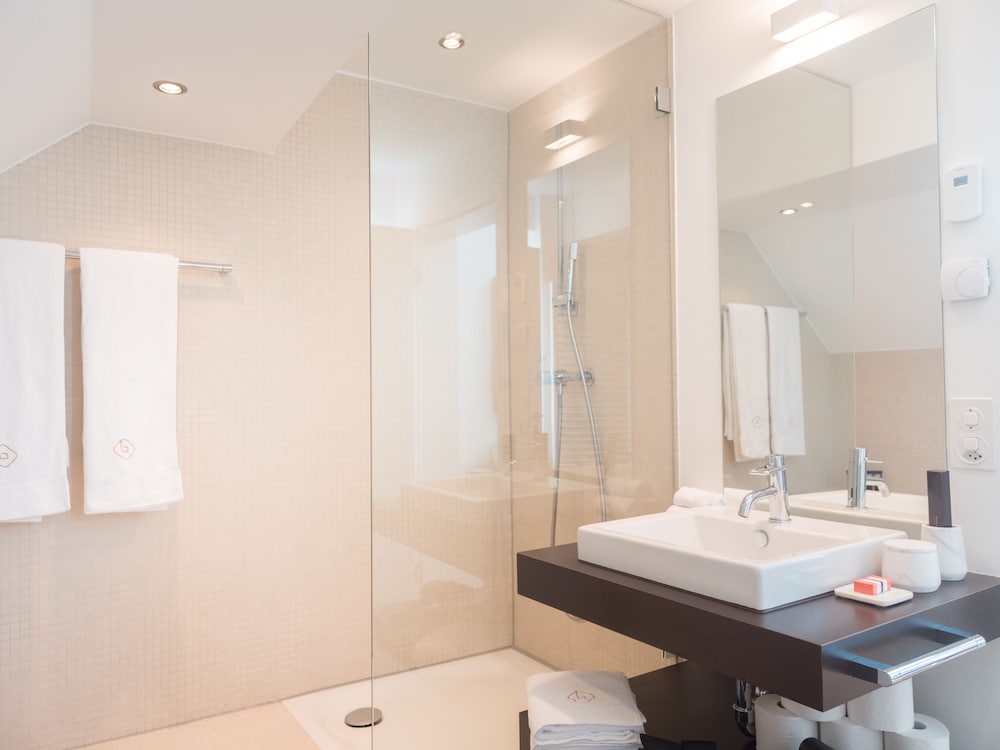 Фото Airhome Limmatquai River View Apartment