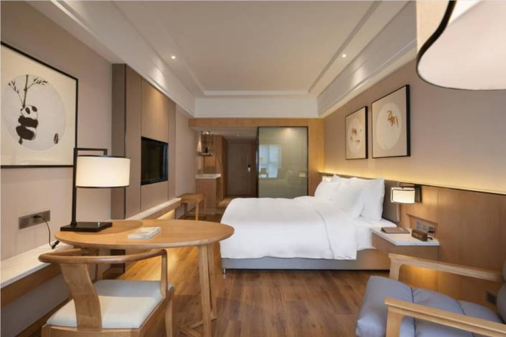 Фото Charm City Kai Guan Hotel