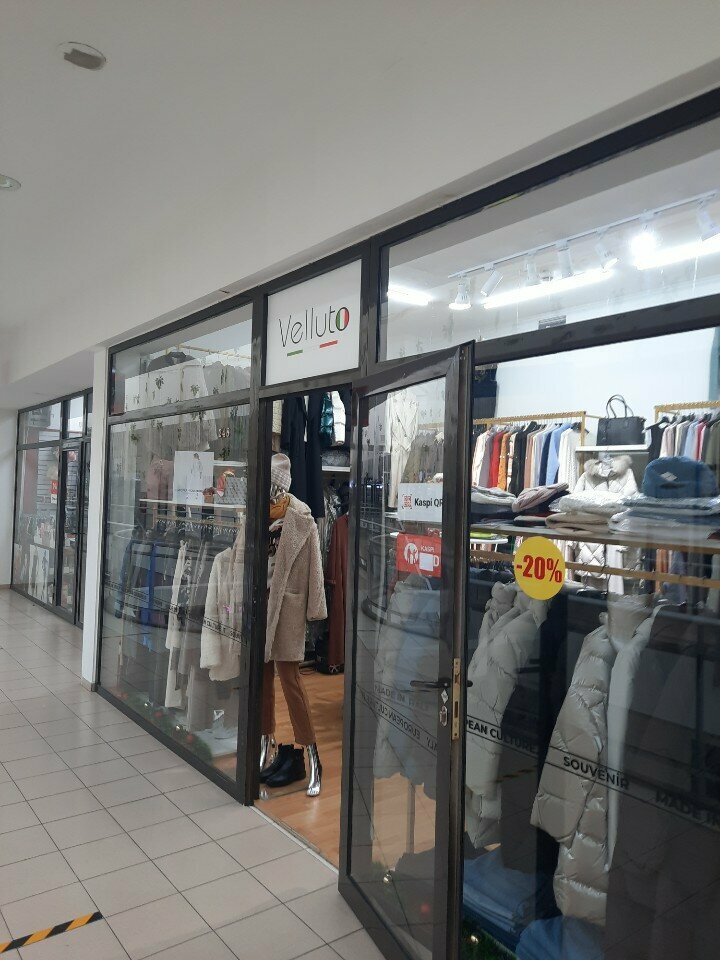 Outerwear shop Velluto, Almaty, photo