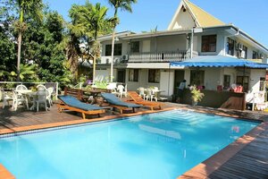 Гостиница Bluewater Lodge - Hostel