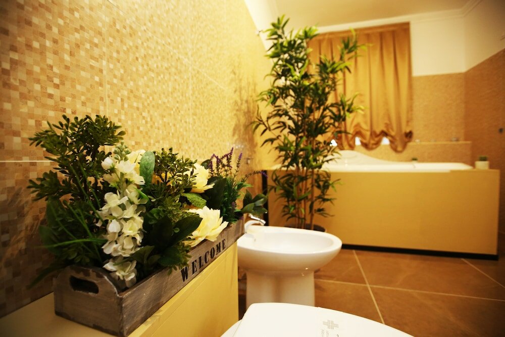 Фото La Bella Napoli B&b