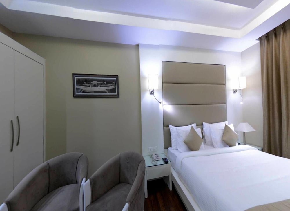 Фото Clarks Inn Srinagar