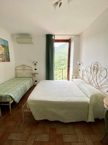 Гостиница Sandra Villa Rooms