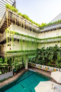 Гостиница The Aviary Hotel