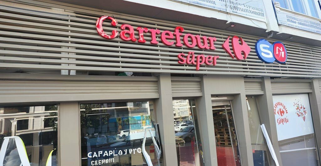 Supermarket CarrefourSA, Mersin, photo