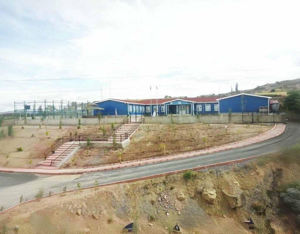 School Kani Arikan Secondary School, Talas, photo