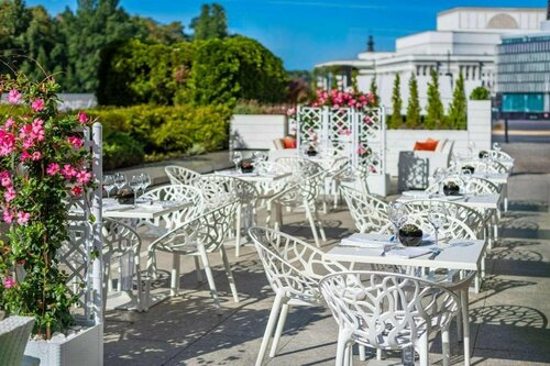 Гостиница Sofitel Warsaw Victoria в Варшаве