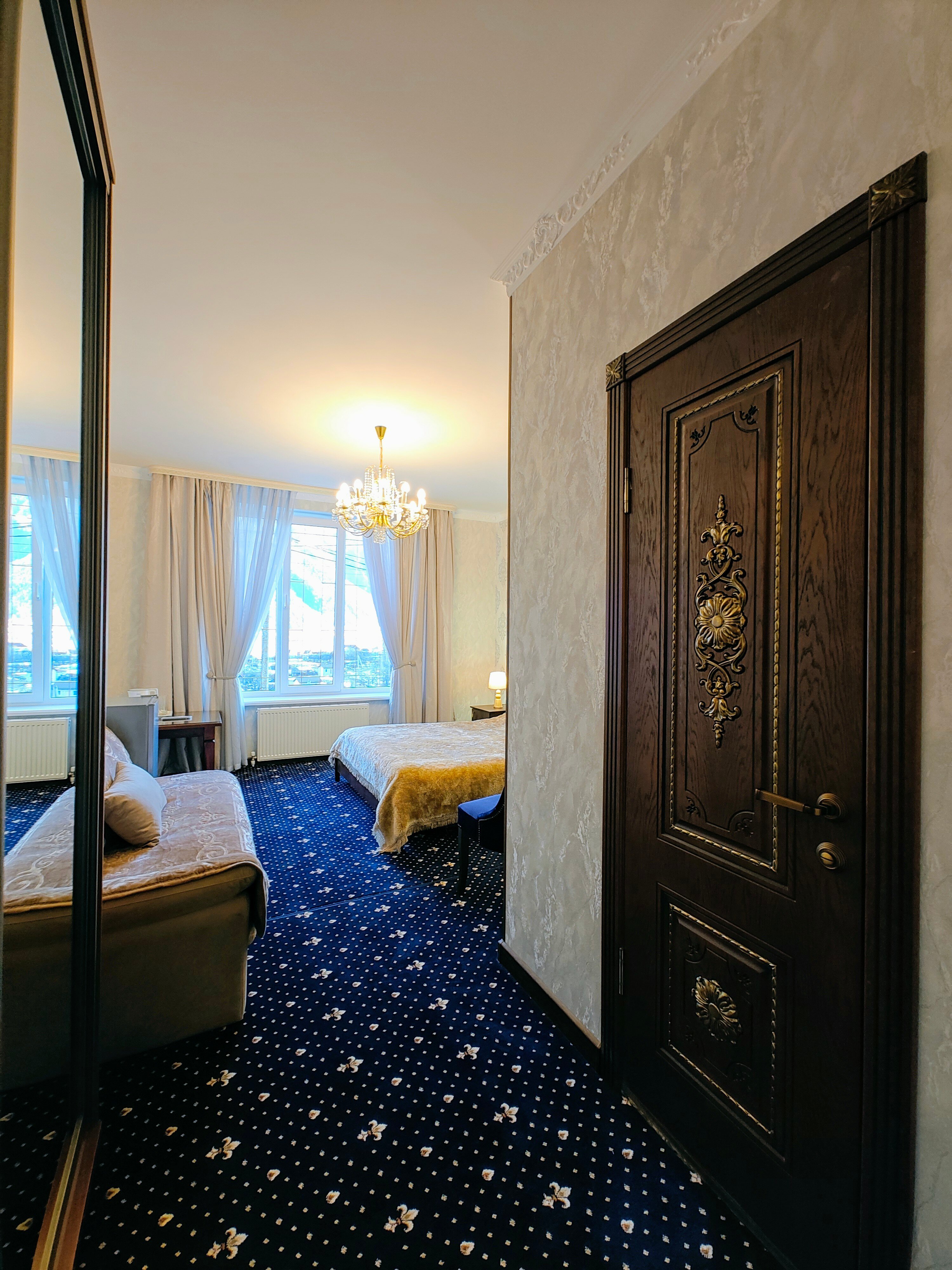 Фото Голден Хаус