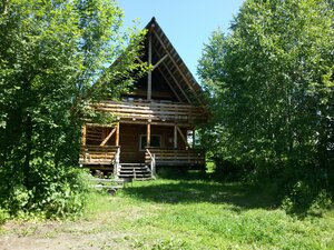 Usadba Vorontsovykh (selo Turochak, Rabochaya ulitsa, 45) ، فندق