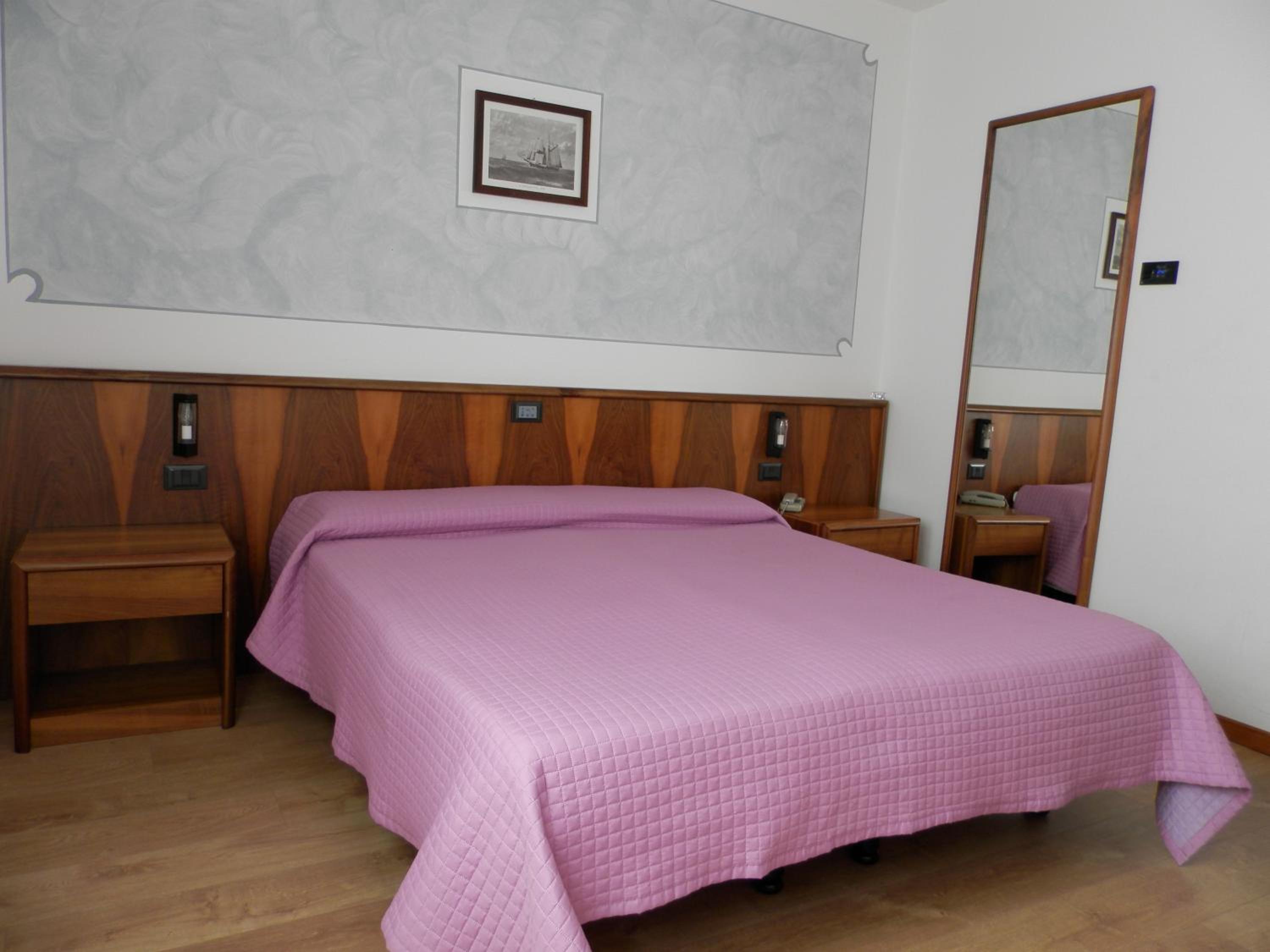 Фото Hotel Continental
