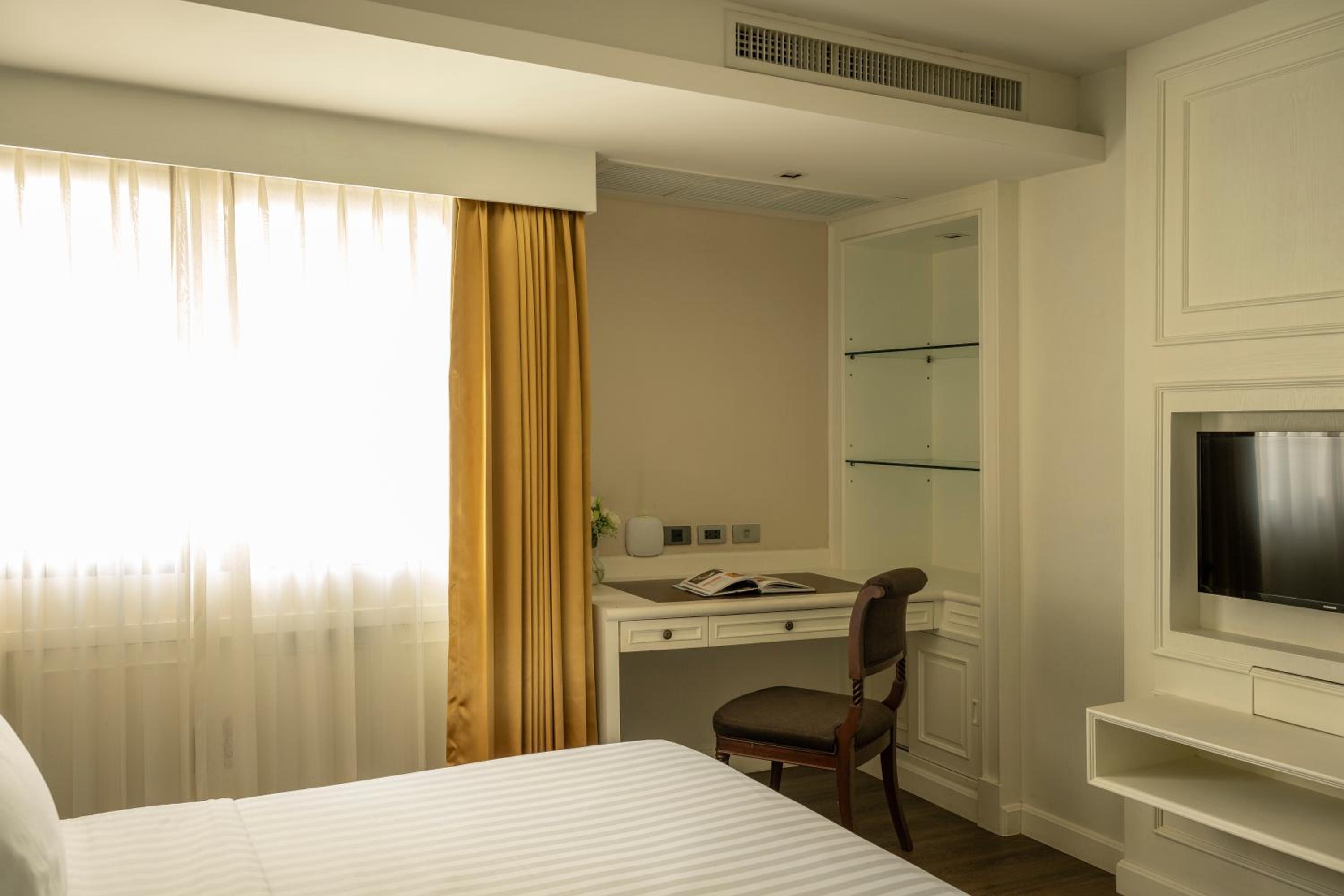 Фото Bliston Suwan Park View