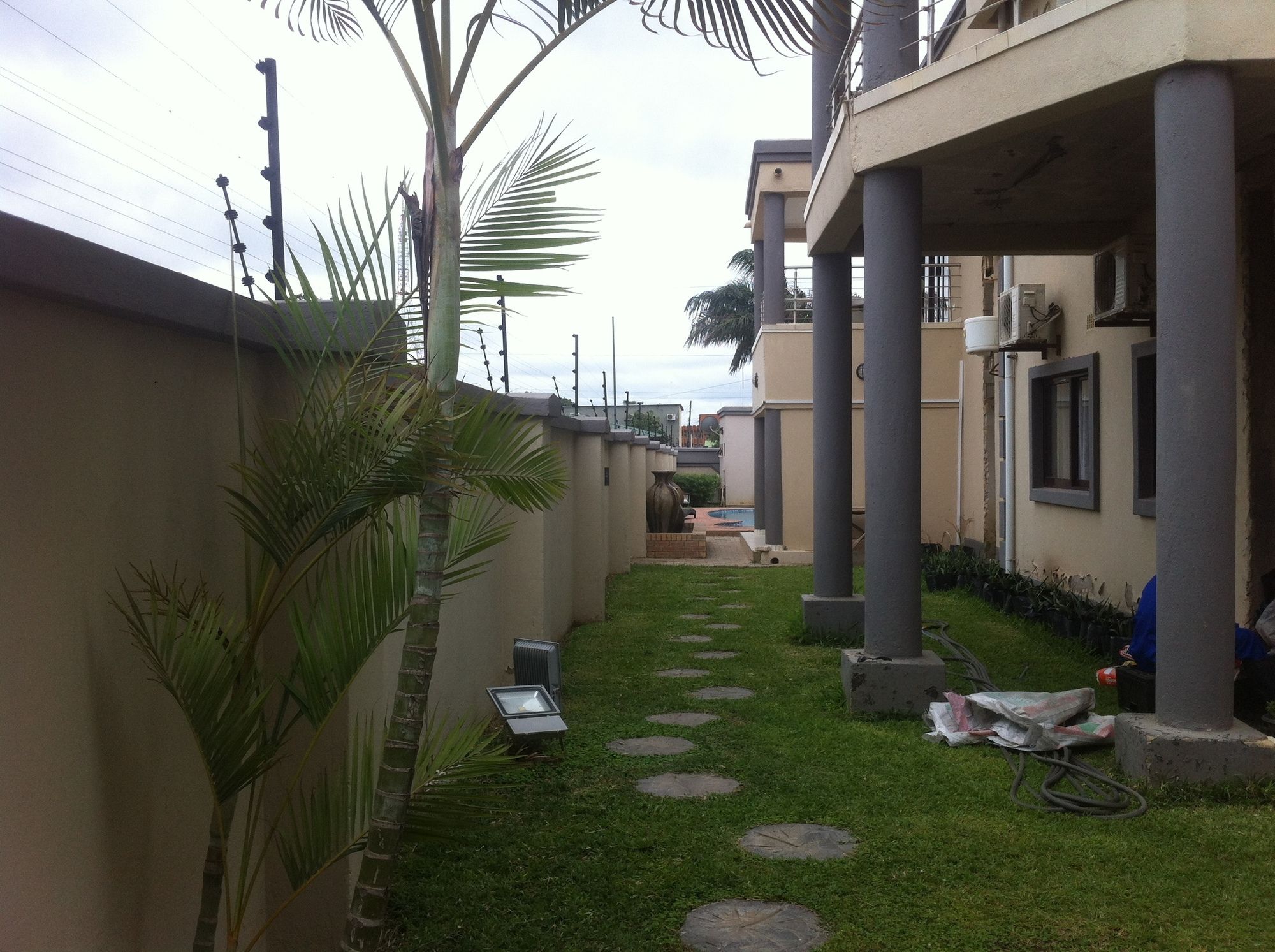 Фото Four Pillars Lodge