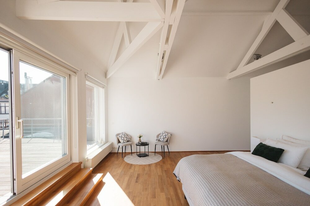 Фото Châtelain III