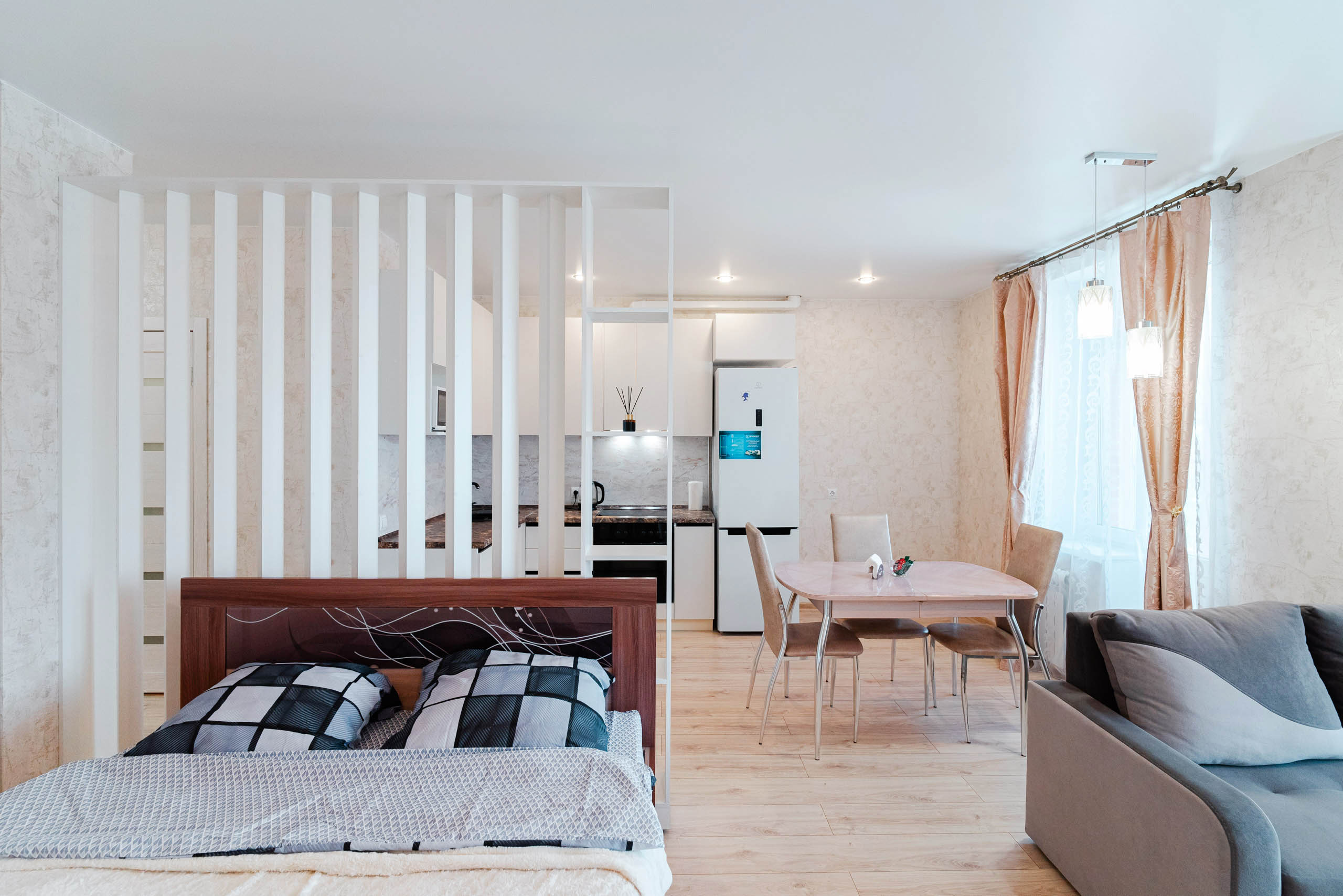 Фото Happy House Уютная квартира-студия в центре Левобережья