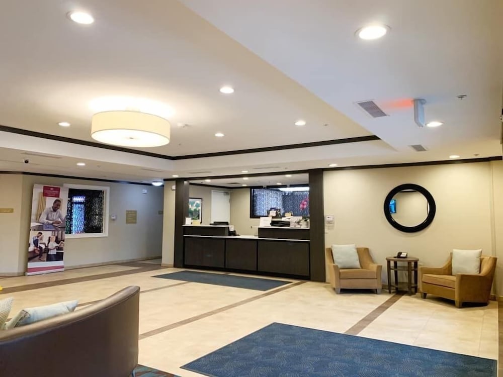 Фото Candlewood Suites Belle Vernon, an Ihg Hotel