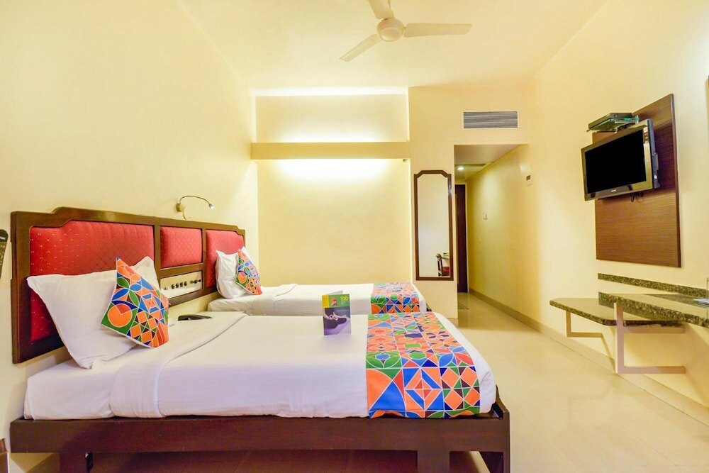 Фото Hotel Ashish Plaza