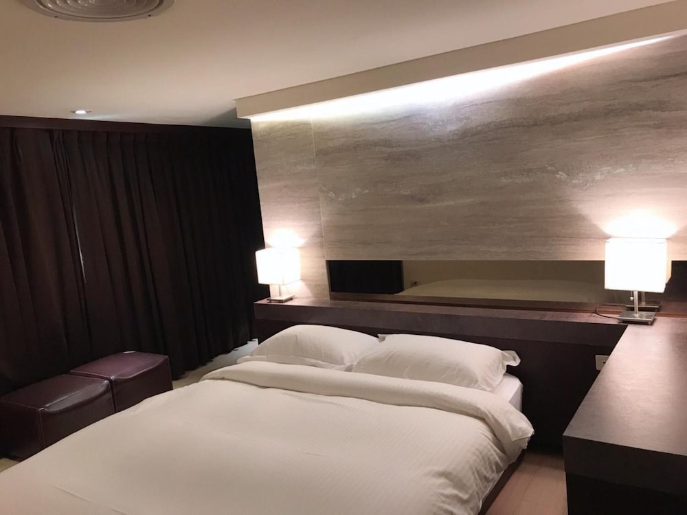 Фото Jbg Hotspring Resort Hotel